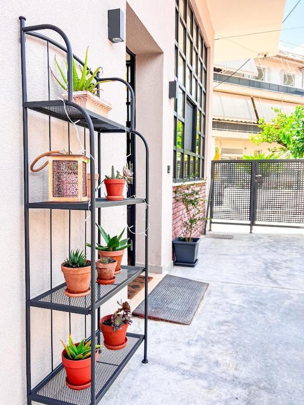 Mini Loft Apartment カラマタ エクステリア 写真